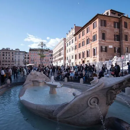 Bernini's Palace In Piazza Di Spagna Apartmán *